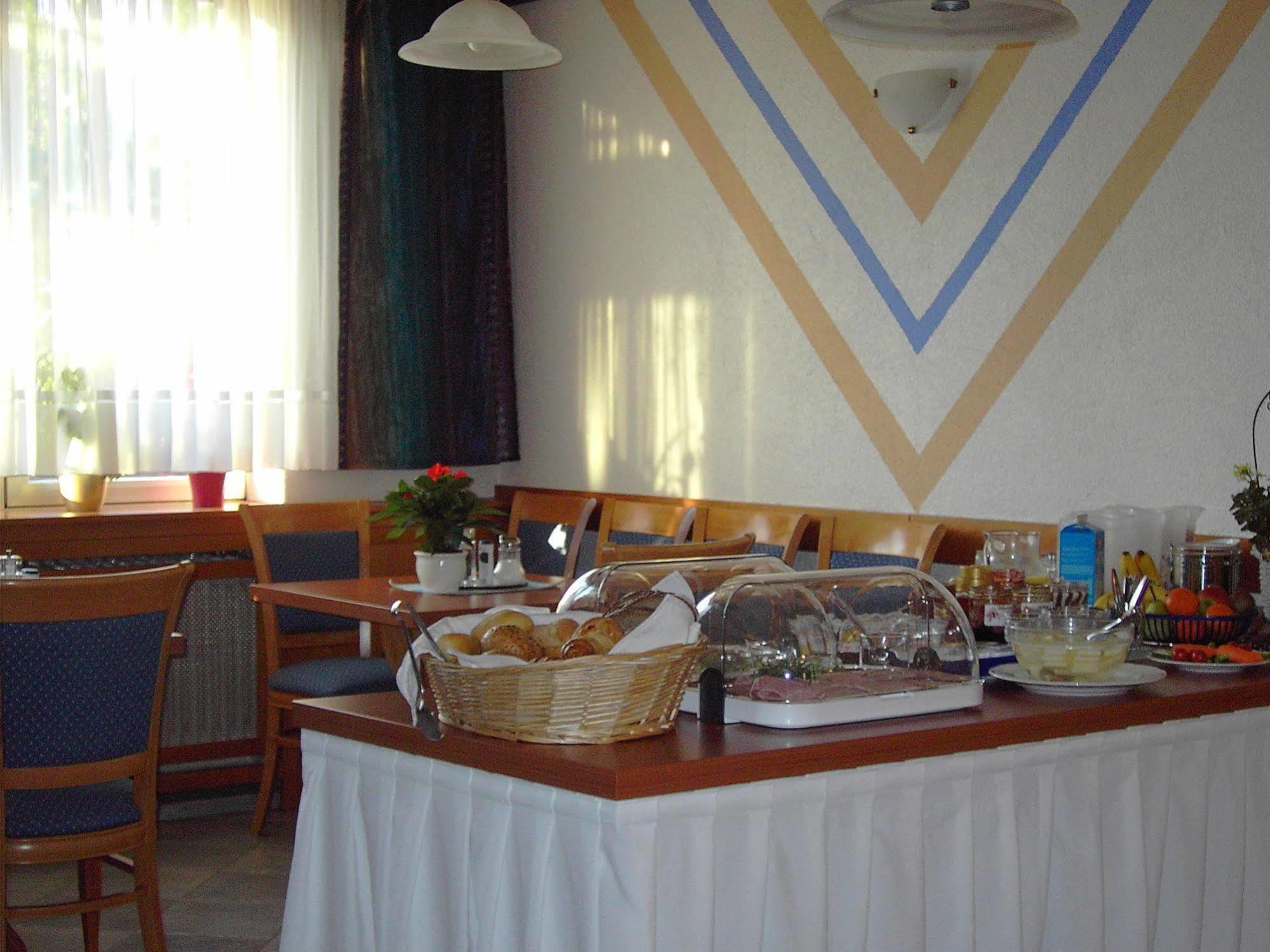 Hessisches Haus Hotel Rossdorf  ภายนอก รูปภาพ